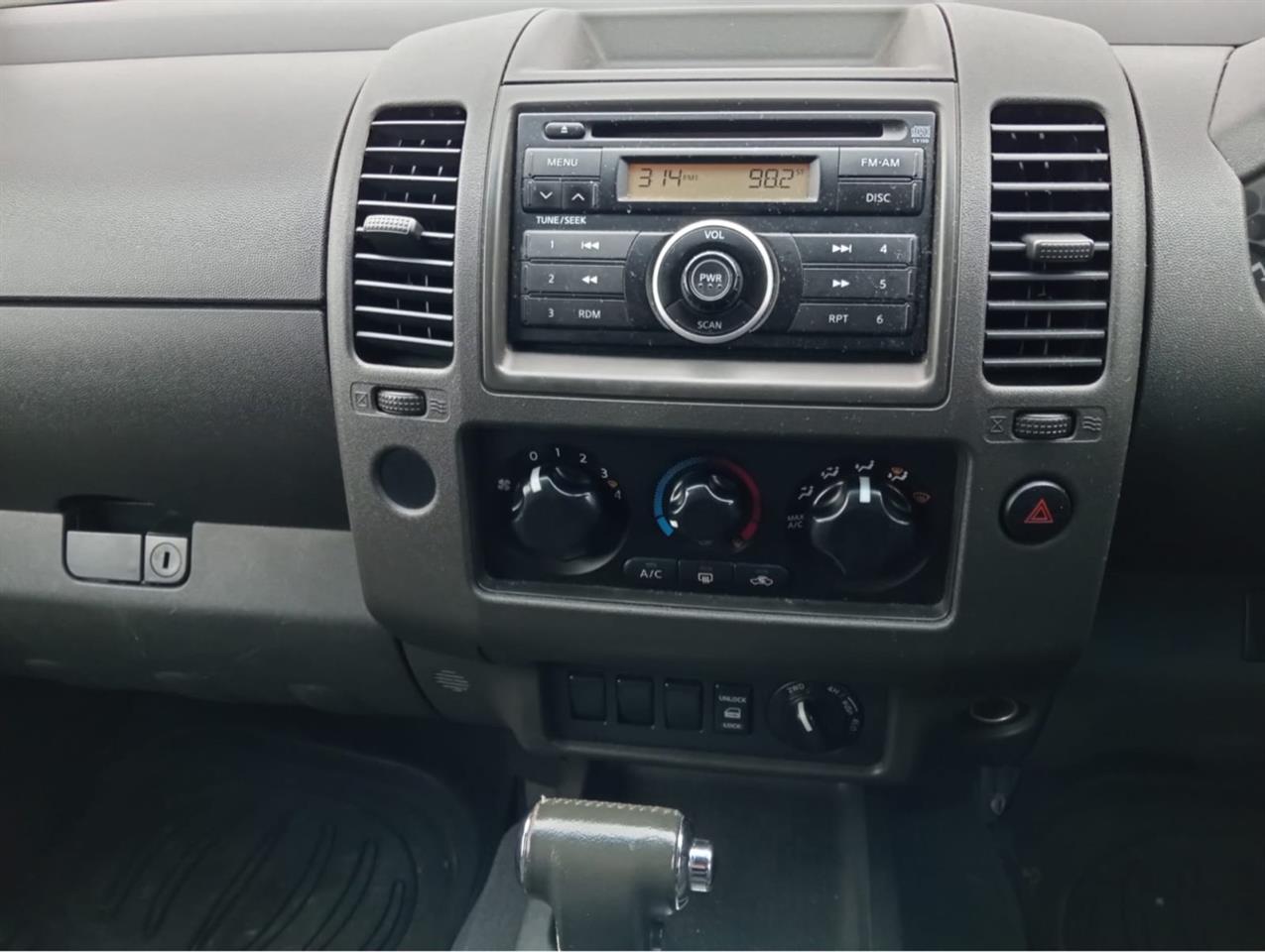 2007 Nissan Navara