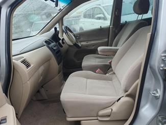 2002 Mazda Premacy - Thumbnail