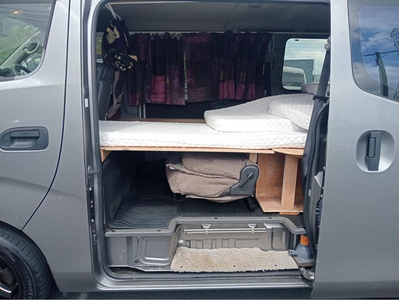 2013 Nissan NV350
