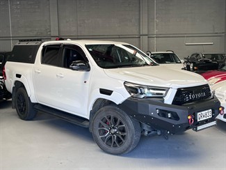 2022 Toyota Hilux - Thumbnail
