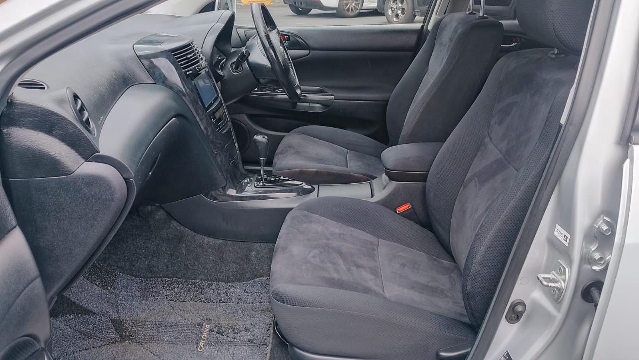 2004 Toyota Caldina