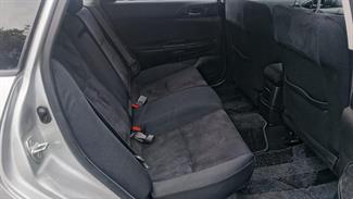 2004 Toyota Caldina - Thumbnail