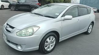 2004 Toyota Caldina - Thumbnail