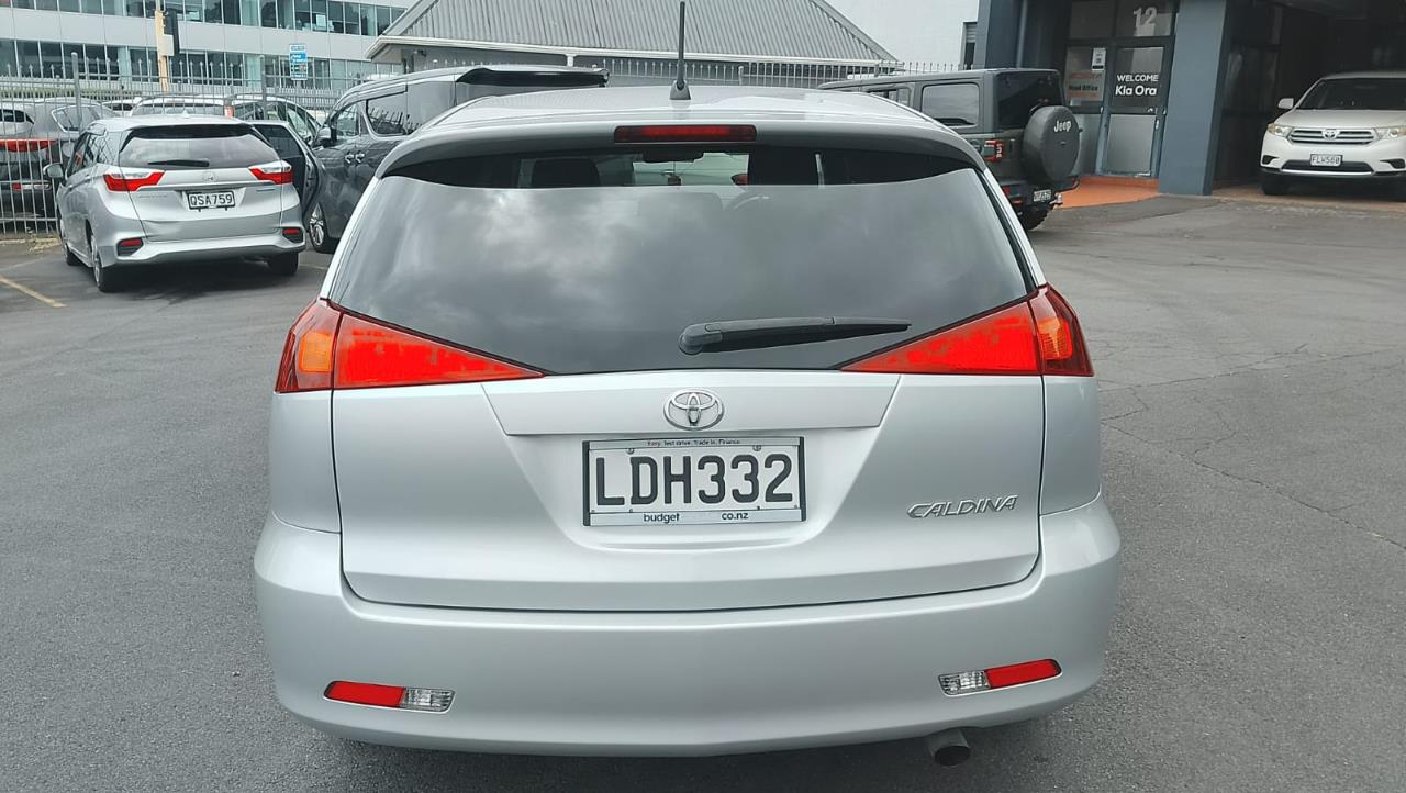 2004 Toyota Caldina