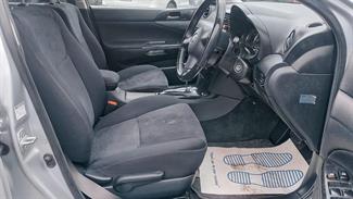 2004 Toyota Caldina - Thumbnail