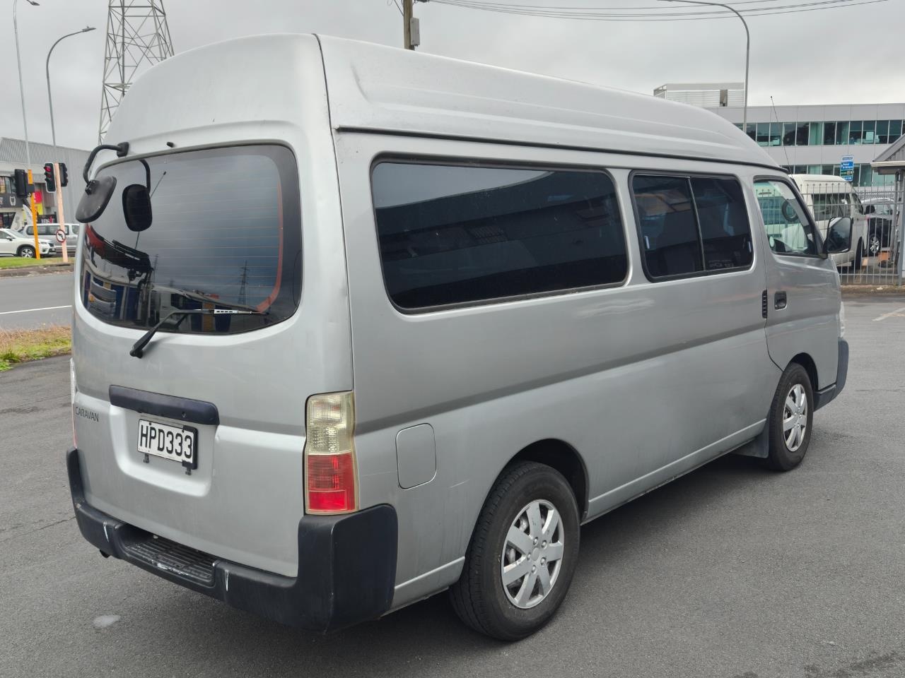2004 Nissan Caravan