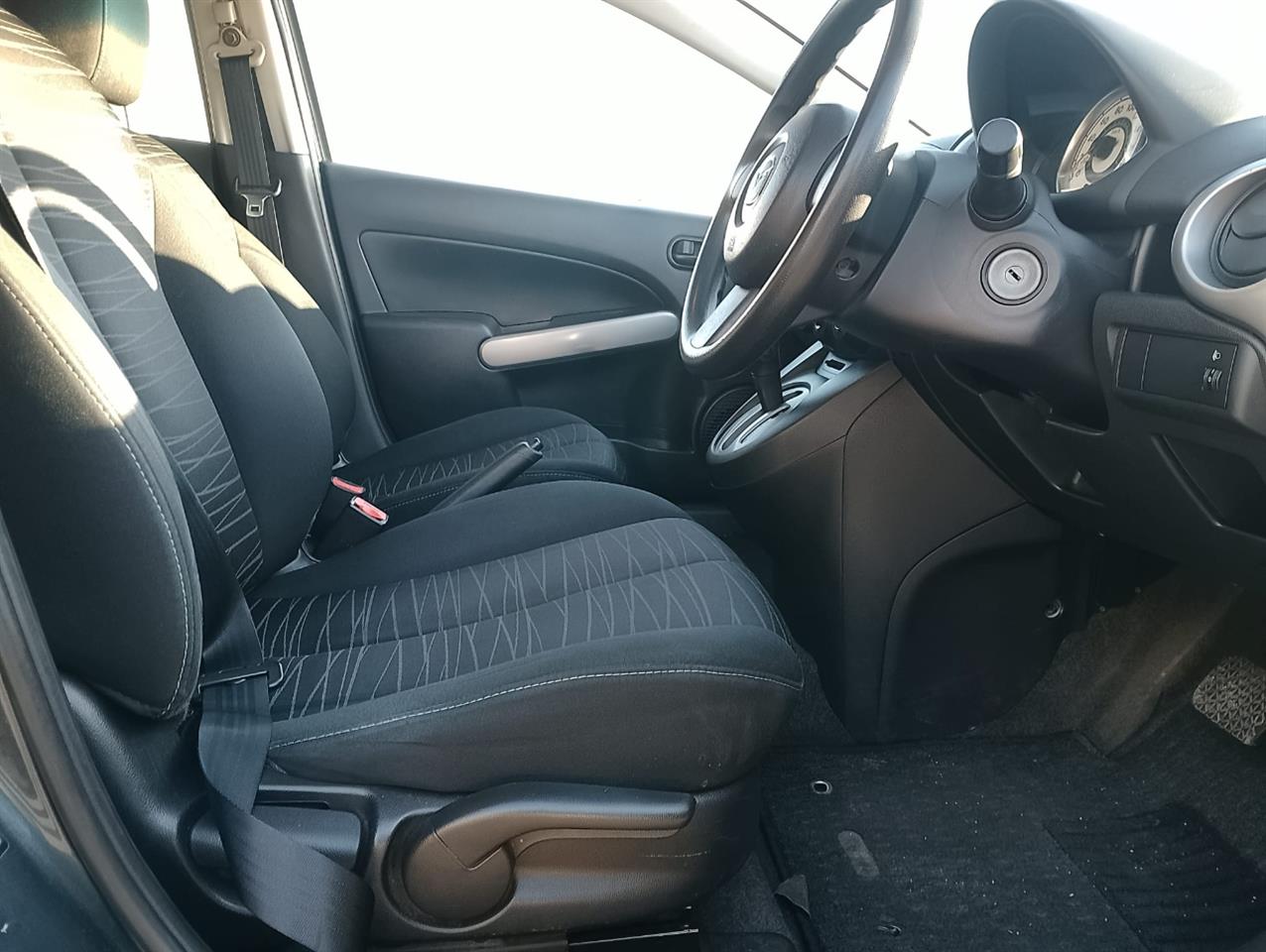 2008 Mazda Demio