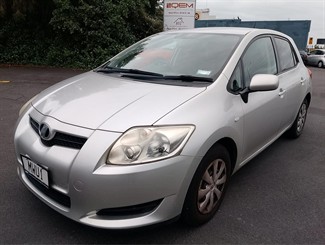 2008 Toyota Auris - Thumbnail