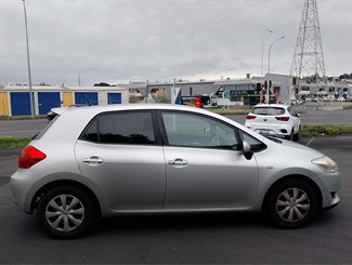 2008 Toyota Auris - Thumbnail