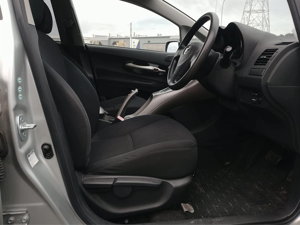 2008 Toyota Auris