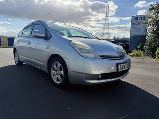 2006 Toyota Prius - Thumbnail