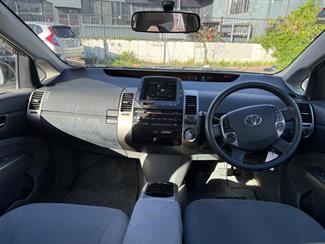 2006 Toyota Prius - Thumbnail