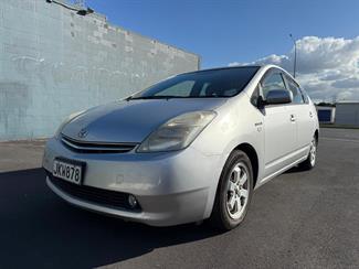 2006 Toyota Prius - Thumbnail