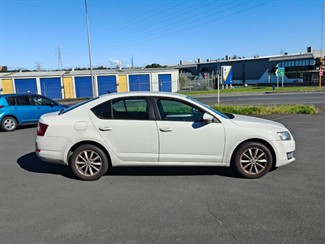 2014 Skoda Octavia - Thumbnail