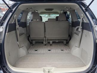 2010 Toyota Estima - Thumbnail
