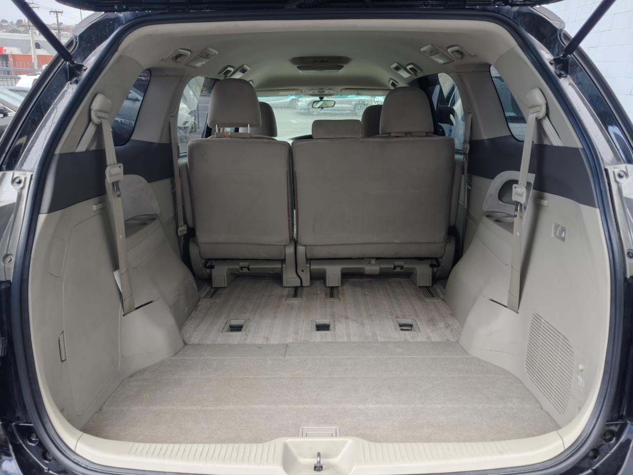 2010 Toyota Estima