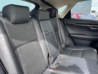 2016 Lexus NX300H - Thumbnail