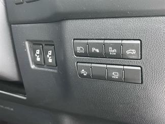 2016 Lexus NX300H - Thumbnail