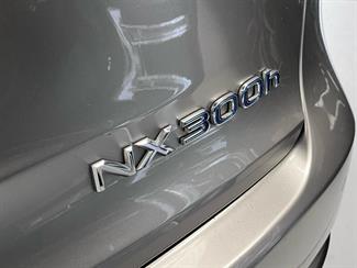 2016 Lexus NX300H - Thumbnail