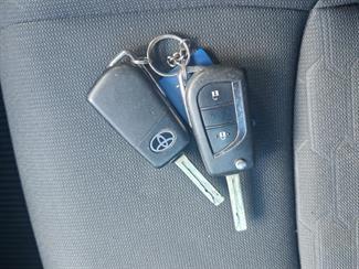 2018 Toyota Corolla - Thumbnail