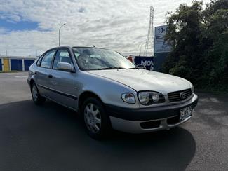 2001 Toyota Corolla - Thumbnail
