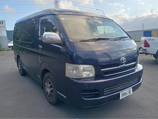 2005 Toyota Hiace - Thumbnail