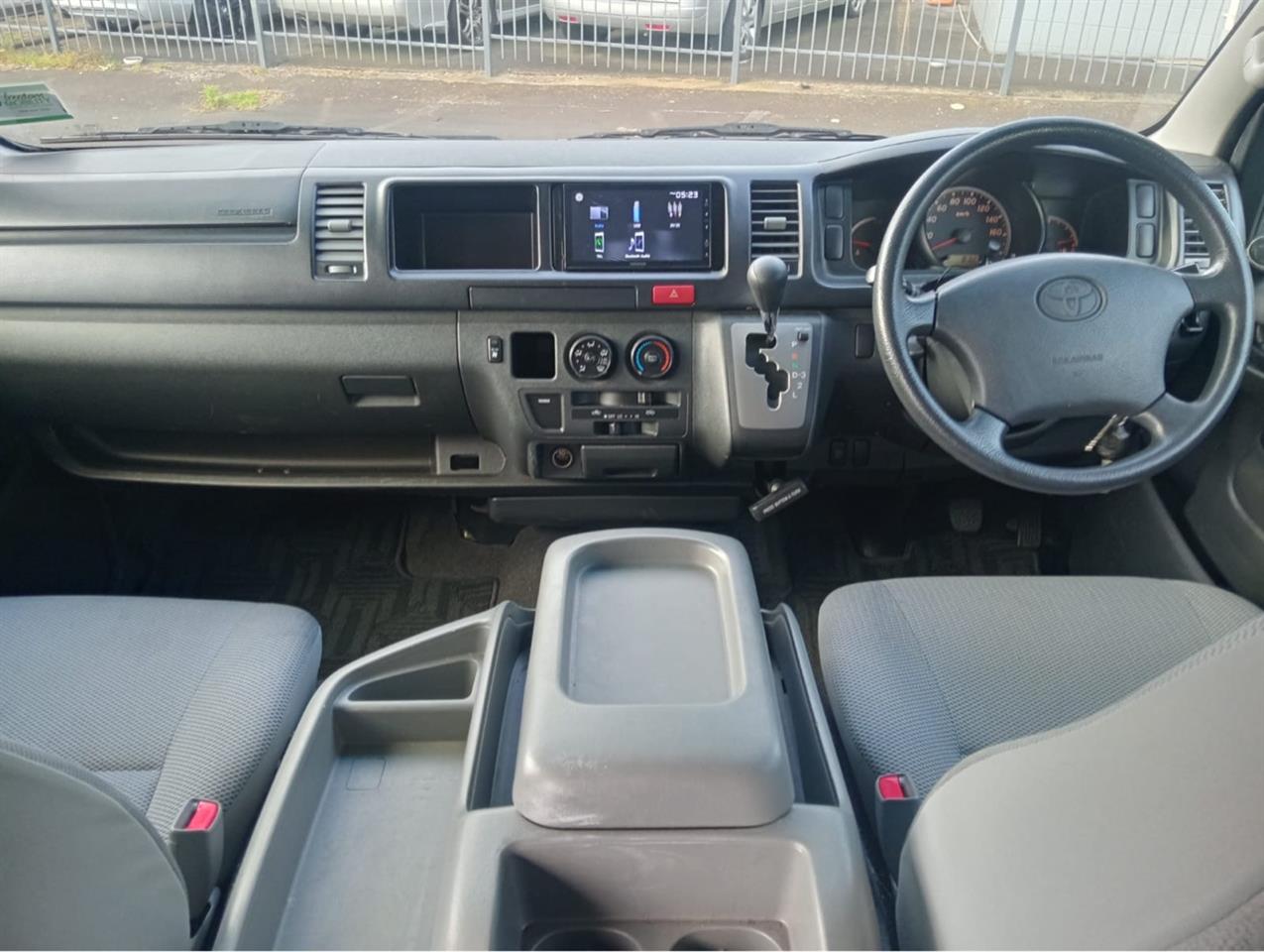 2005 Toyota Hiace