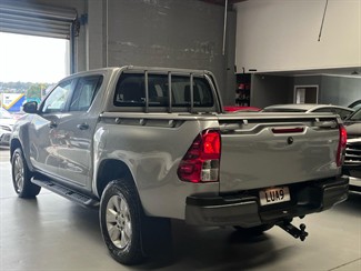 2018 Toyota Hilux - Thumbnail