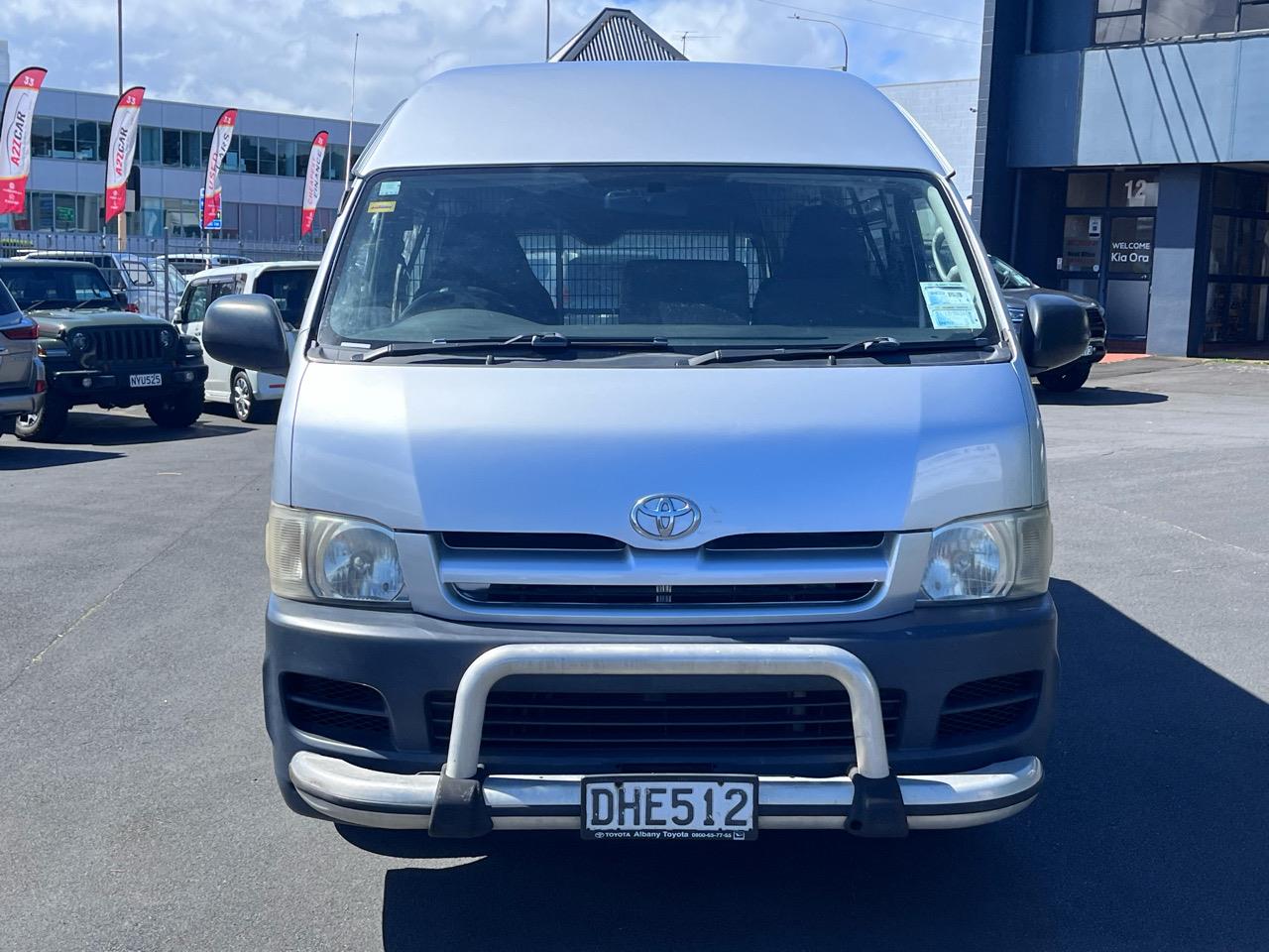 2005 Toyota Hiace