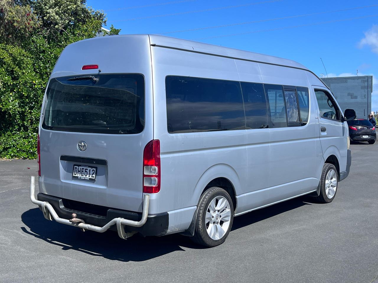 2005 Toyota Hiace