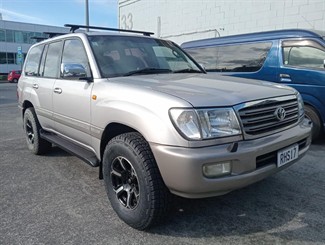 2003 Toyota Landcruiser - Thumbnail