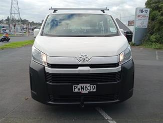 2023 Toyota Hiace - Thumbnail