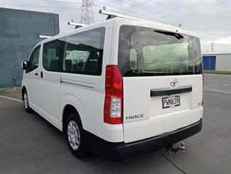 2023 Toyota Hiace - Thumbnail