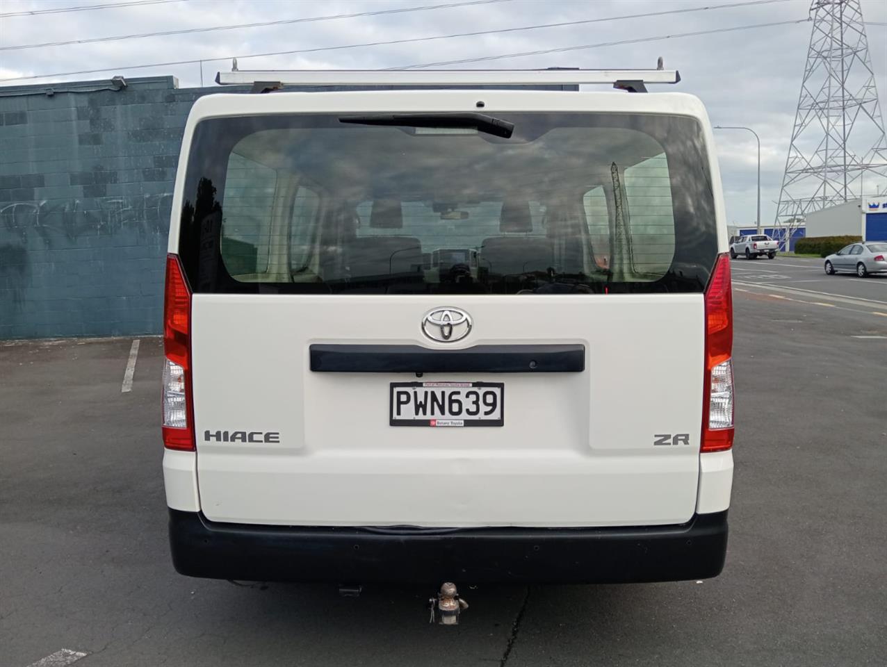 2023 Toyota Hiace