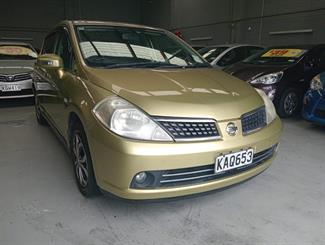 2006 Nissan Tiida - Thumbnail