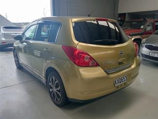 2006 Nissan Tiida - Thumbnail