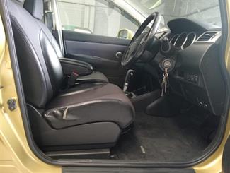 2006 Nissan Tiida - Thumbnail