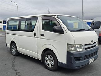 2009 Toyota Hiace - Thumbnail