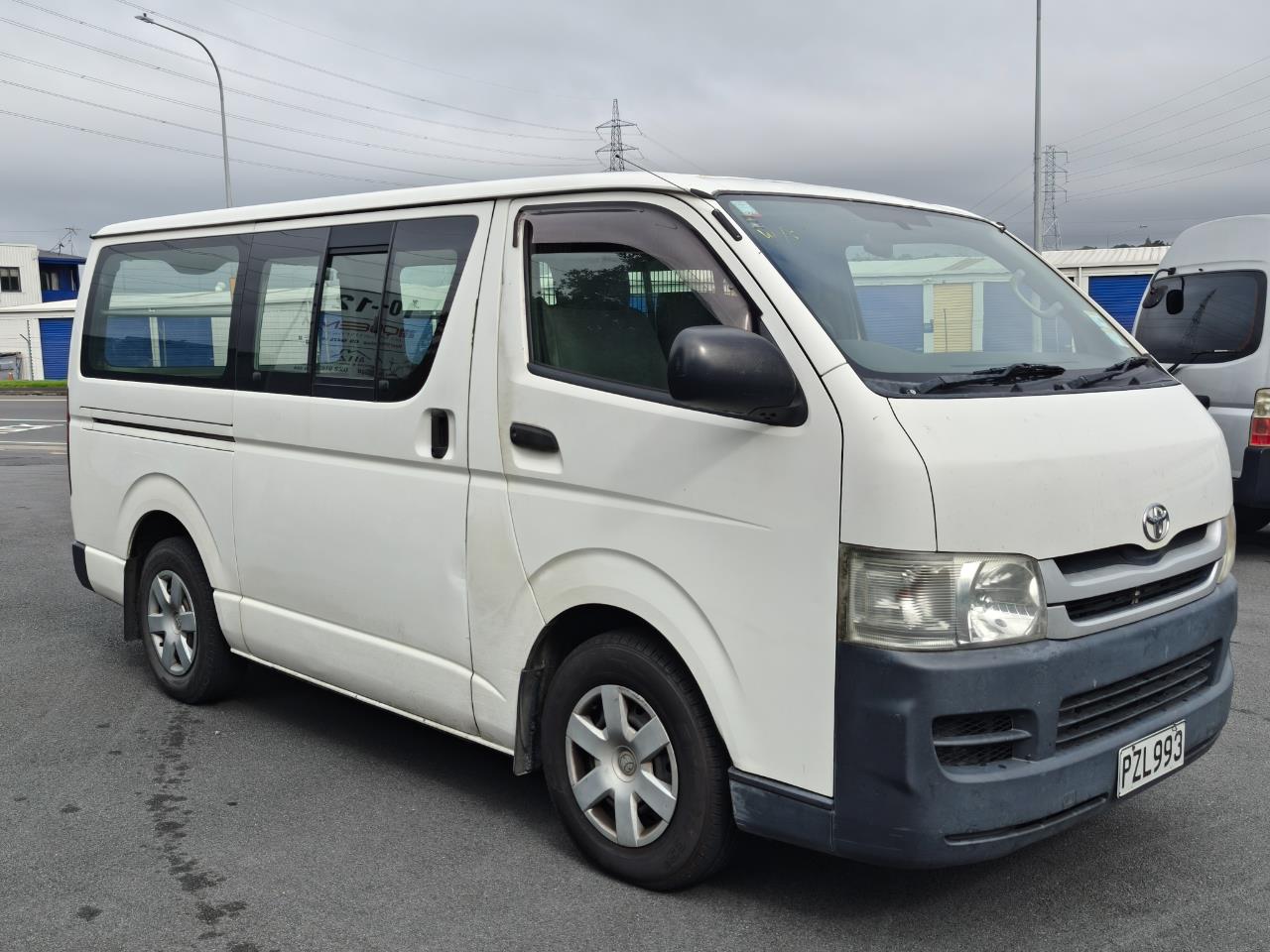 2009 Toyota Hiace