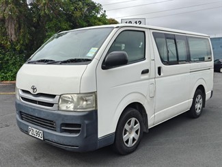 2009 Toyota Hiace - Thumbnail