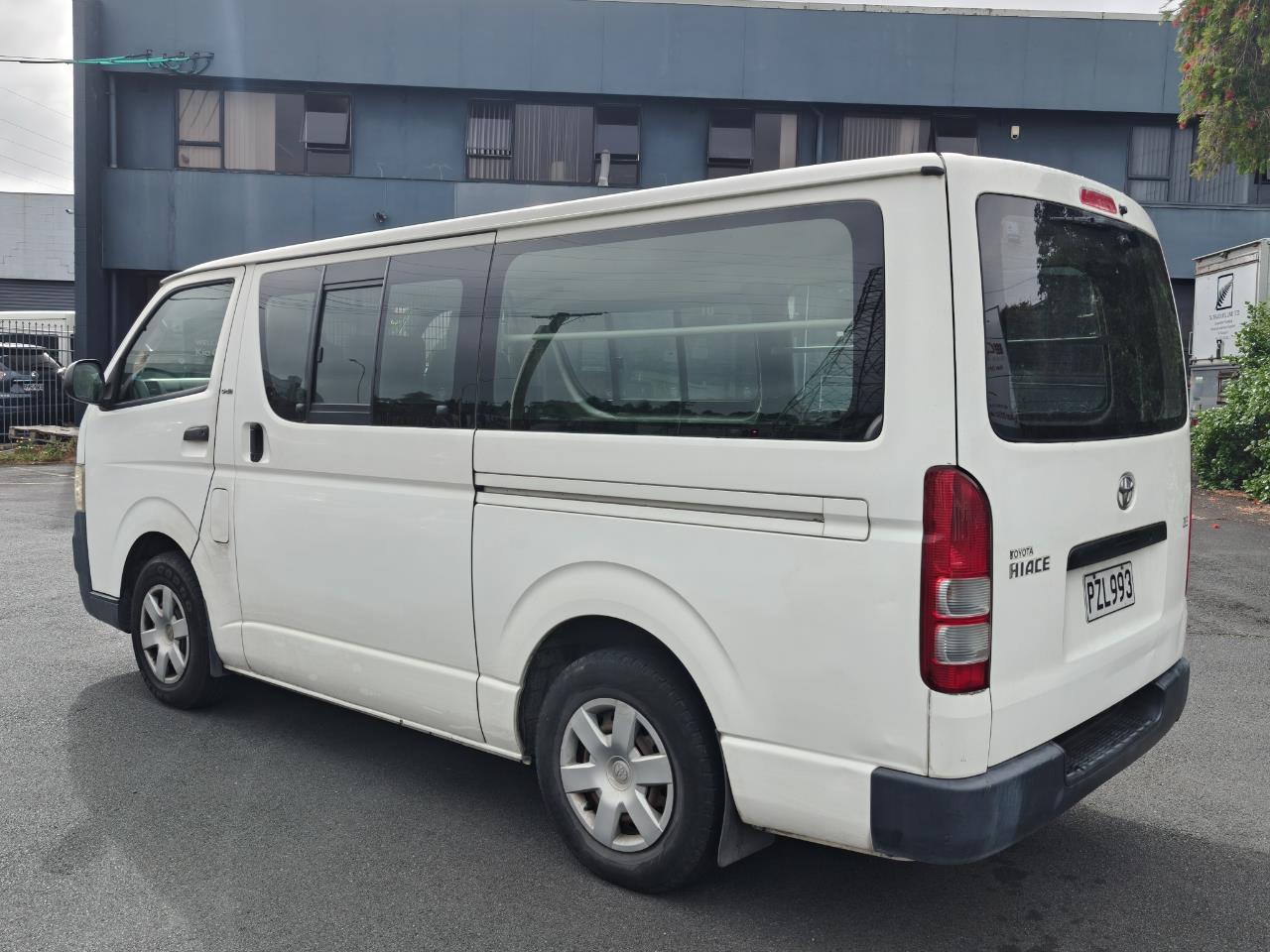 2009 Toyota Hiace