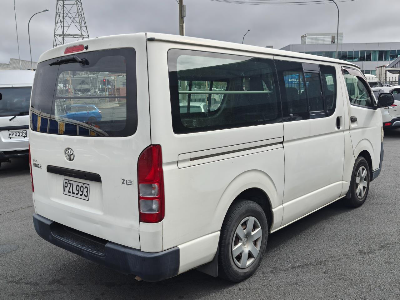 2009 Toyota Hiace