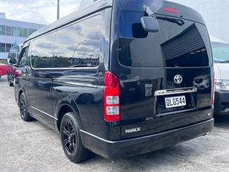 2008 Toyota Hiace - Thumbnail