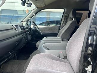 2008 Toyota Hiace - Thumbnail