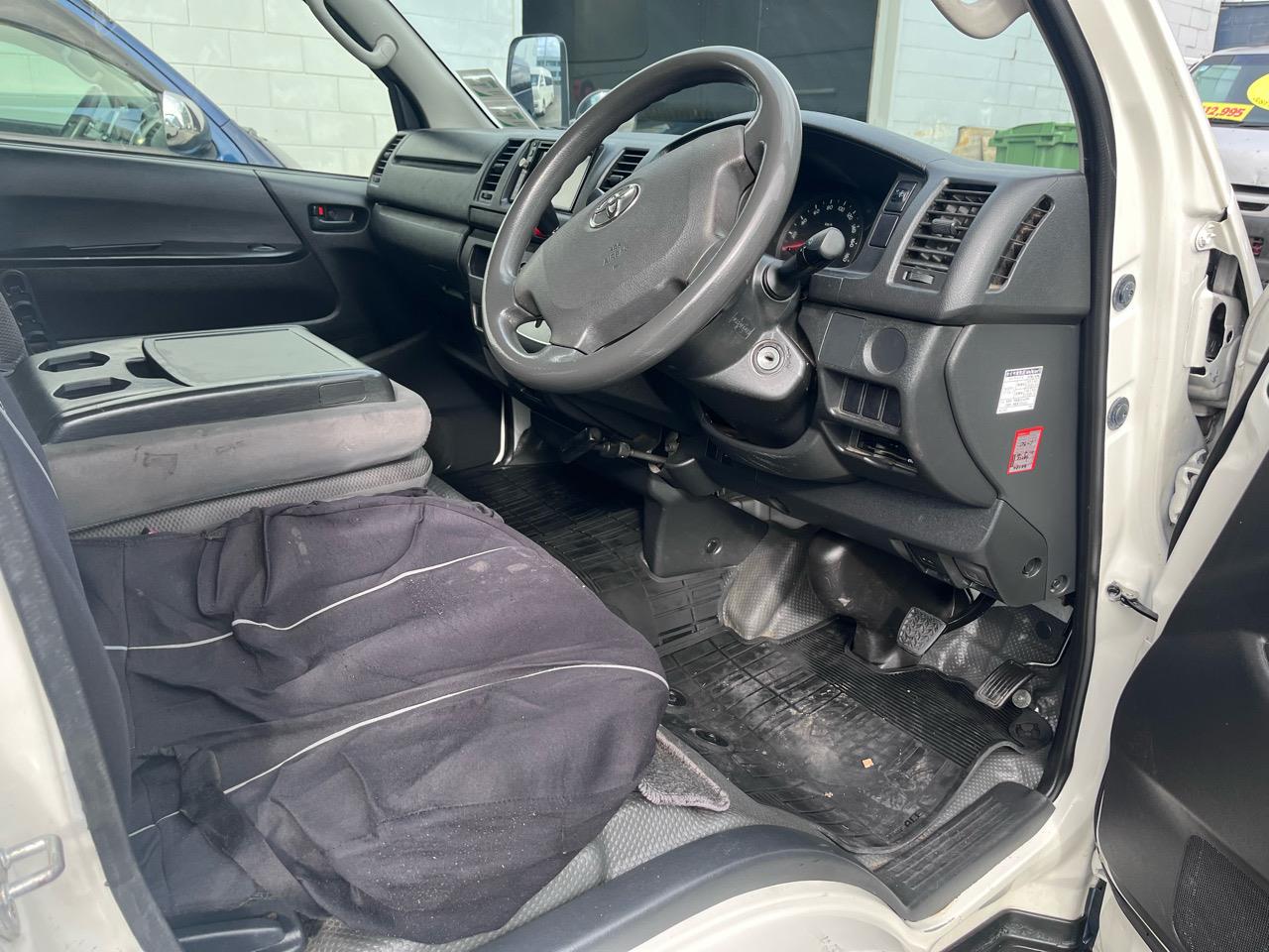 2014 Toyota Hiace