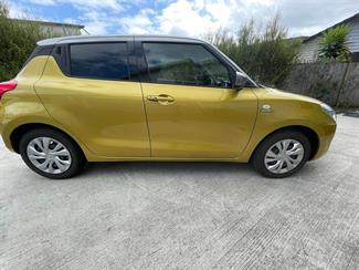 2020 Suzuki Swift - Thumbnail