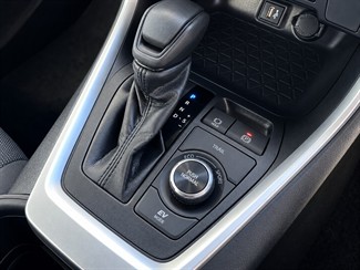 2024 Toyota RAV4 - Thumbnail