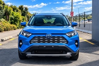 2024 Toyota RAV4 - Thumbnail