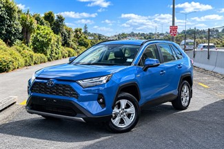 2024 Toyota RAV4 - Thumbnail