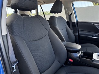 2024 Toyota RAV4 - Thumbnail